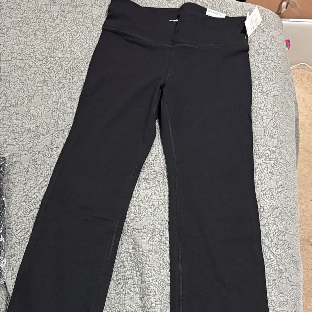 NWT Old Navy Black Boot-Cut Active Pants.  Slim Boot Cut XL Petite
